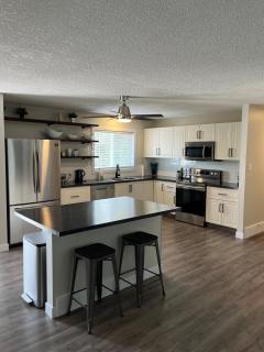 Upper Level Home in Grande Prairie - Grande Prairie - 8