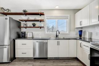Upper Level Home in Grande Prairie - Grande Prairie - 3