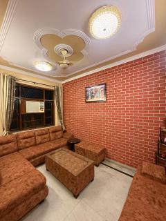 Value South Delhi Stay Near Ring Road and Metro - Neu-Delhi - 6