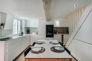 Charming Village House - 9