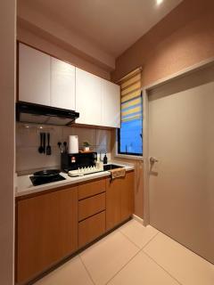 10pax Comfy Homestay 5 Min-MITEC - 6