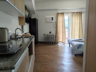 Cozy condo unit at Amani Grand Near Cebu Airport - Pusok - 1