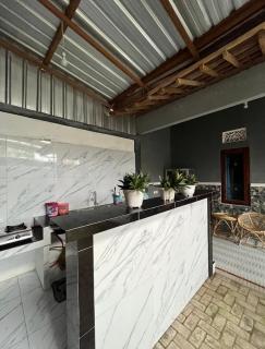 Victoria Homestay - - 2