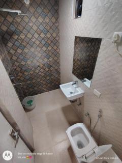 Hotel Sky View at Airport,New Delhi - Adūr - 8