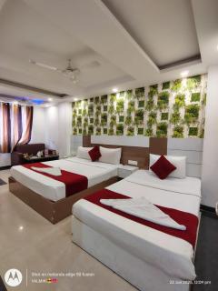 Hotel Sky View at Airport,New Delhi - Adūr - 7
