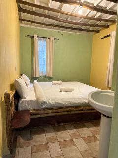 Tamaiyo 4 bedroom villa - 1