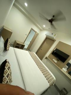Hotel Krishna - Jāmb - 4