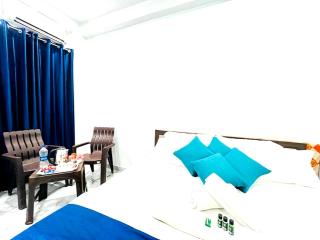 Hotel R Nikunj Palace Near Panchkoshi Parikrama Marg road - Shree Ram Janam Bhoomi & Temple - Best Homestay - Ayodhya - 2