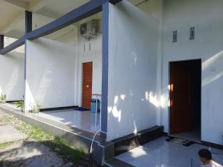 Ayunda Stay & Hostel - Airsatang - 8