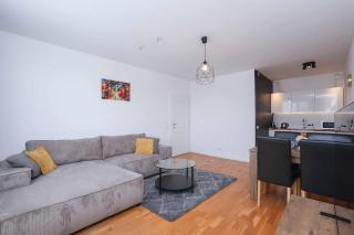 Mozartova- Quiet Getaway with a view of the Danube - Bratislava - 9