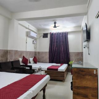 Shri Krishna Inn - Jāmb - 1