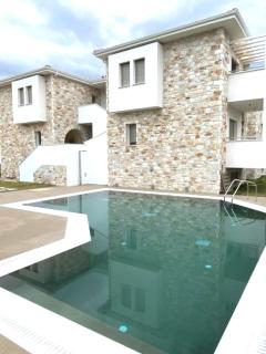 Luminous Luxury Apartments - Limenas - 9