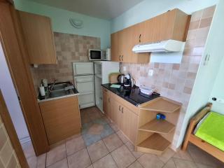 Flora Apartman Sutivan - 2