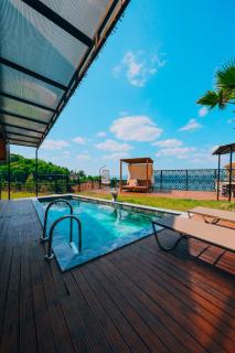 BungoRise Teras Heated Pool and Lake View - Sapanca - 2