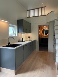 Olden Tinyhouse - Modern Living - 3