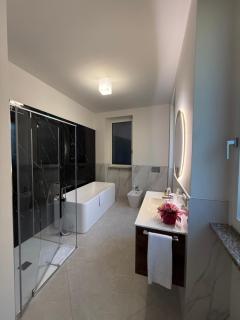 Lake Como Aparthotel Cernobbio - 4