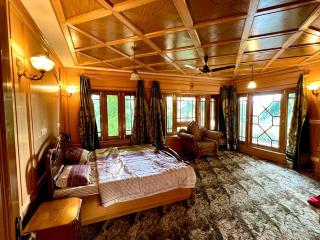 Zakiya's homestay - Srinagar - 9