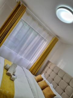 One Bedroom Kilimani Nairobi with Gym and Sauna - 5
