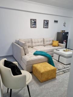 One Bedroom Kilimani Nairobi with Gym and Sauna - 9