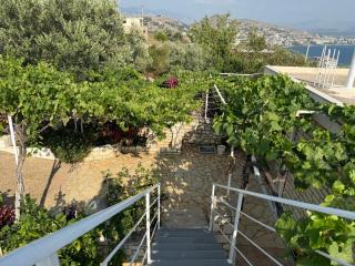 Luan Apartments - Saranda - 1