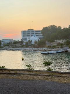Lux Apartment next to the sea - Pireo - 8