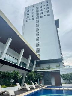 Luxury Studio near Abreeza - Davao City - 7