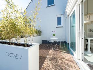 Pleasaing holiday home in Oostkapelle near centre - Oostkapelle - 2