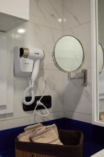 High-Rise Sea View Retreat Luxury Stay Batumi - 4