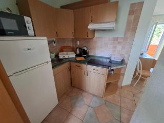 Flora Apartman Sutivan - 5