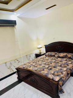 Park view furnished apartment - Jhelum - 7