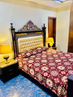 Park view furnished apartment - 1