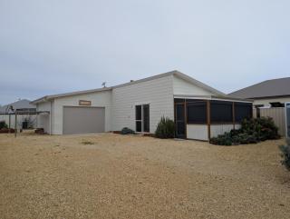 Dimondz Stayz Bremer Bay - Coastal Villa - 9