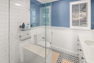 Serene Farm-Style Escape 4 Bed Home and Private Guest House - - 4