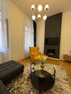 Premium quiet 2BR brand new flat in the heart of the city - 4