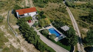 Apartment Ljubica - Ljubač - 2