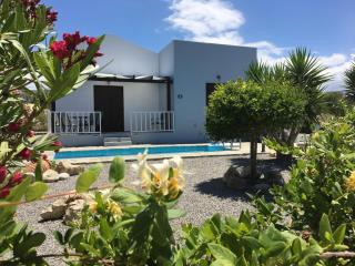 Cozy Villa with Pool and Parasol in Kirianna - Kiriánna - 3