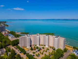 MyFlat Club 218 Palazzo Wellness Apartment - Siófok - 7