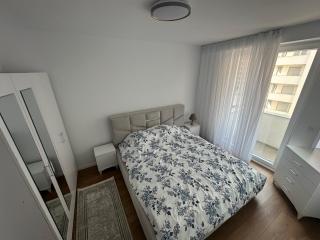 Bright flat in Fushë Kosova - 4