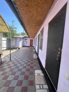 Dos Guesthouse - Bisjkek - 2