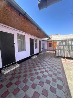 Dos Guesthouse - Bisjkek - 4