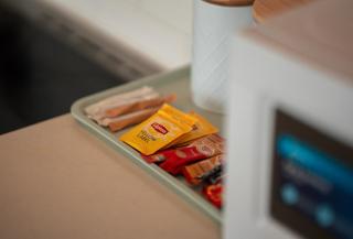 Comforting 1BR at Bridges Tower with Pool&Gym 1208 B3 - Abu Dhabi - 9