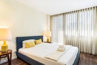 Central Porto Oasis with Balcony - 9