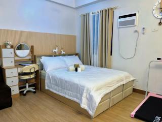 Auberge Condotels B at SMDC Hope Residences - Trece Martires - 0