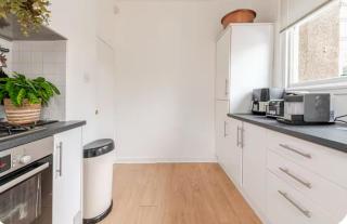 Wonderwall - Huge City garden room in luxury house - free parking - Edinburgh - 7
