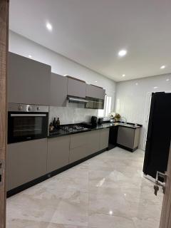 Bright & Cozy Forest View Stay - Tanger - 5