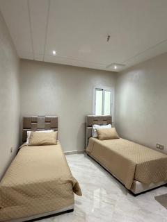 Bright & Cozy Forest View Stay - Tanger - 3
