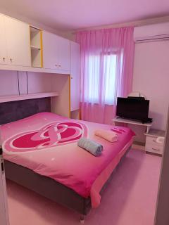 Princess&Prince Apartment with swimming pool and garden - 2
