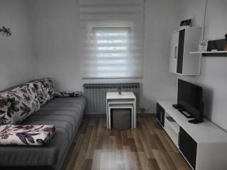 Apartment & Room TOMA - Smoljanac - 8