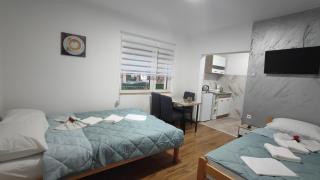 TNT accommodation - 1