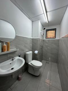 Cozy 2BR Apt AxisAtrium Mall wPool Pandan Indah Ampang Kuala Lumpur - Ampang - 3